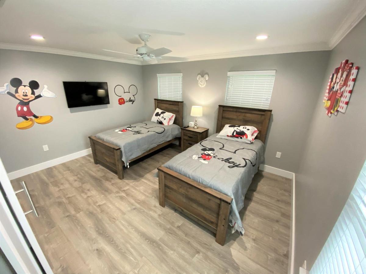 Mickeys Pearl - Phenomenal 7Br With 4 Master Suites Privacy Pool & Hot Tub Gas Bbq - 2 Miles To Disney Orlando Luaran gambar